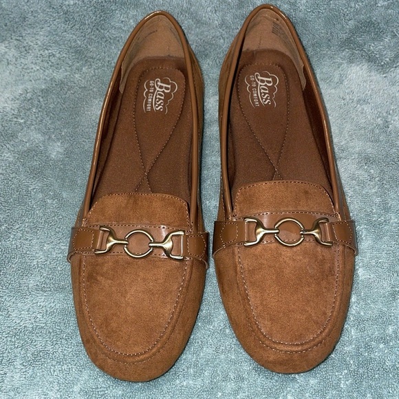 Bass Nancy Slip On Flats.  Size 8. Brown W Faux Brass Buckle.  Fabric Upper. - Picture 5 of 9